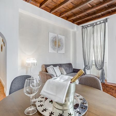 Campo Dei Fiori Royal Orchid Apartment Řím Exteriér fotografie