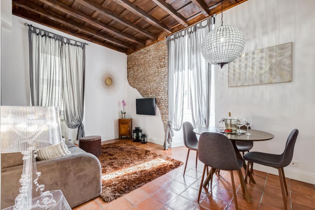 Campo Dei Fiori Royal Orchid Apartment Řím Exteriér fotografie