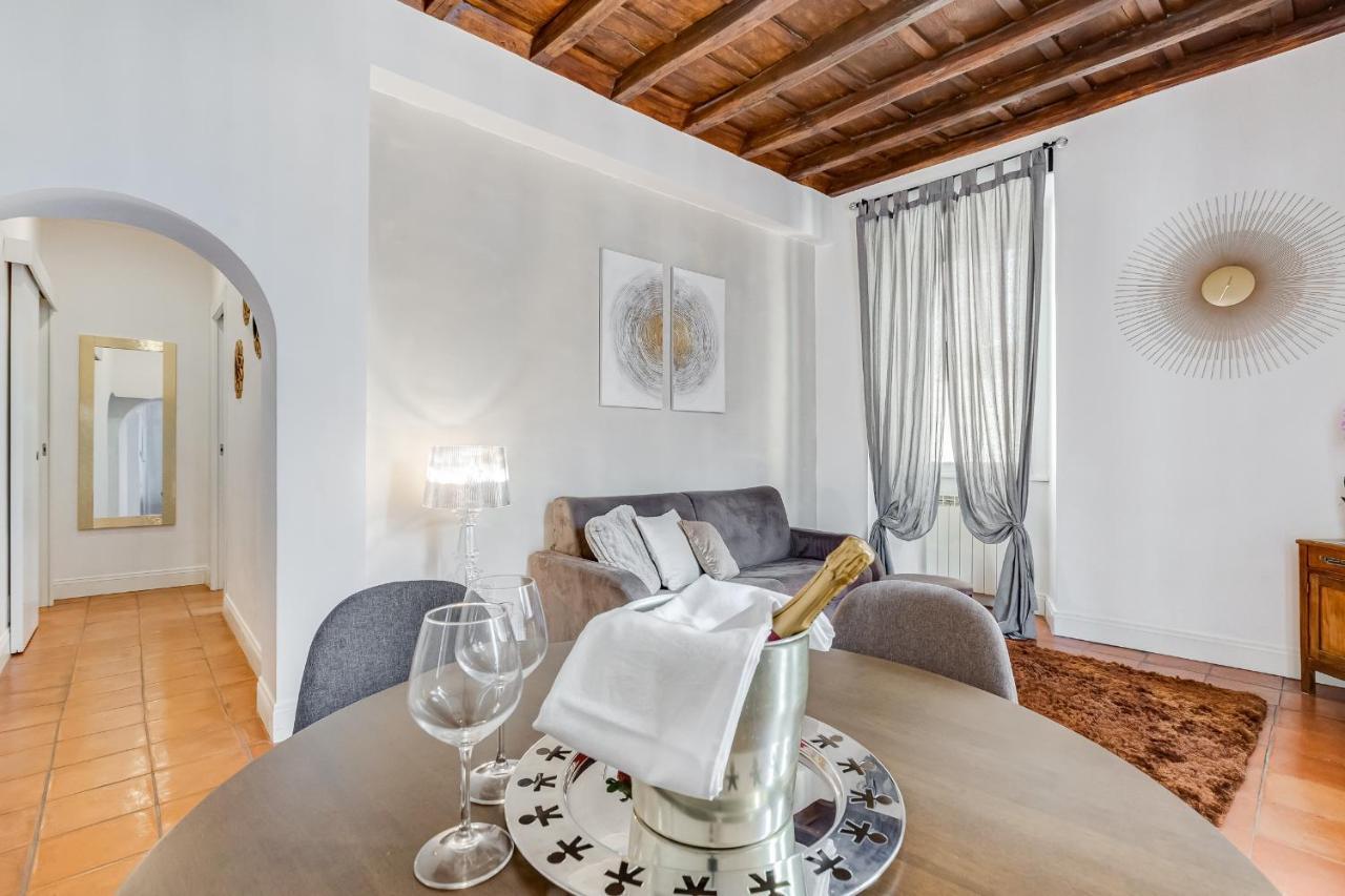 Campo Dei Fiori Royal Orchid Apartment Řím Exteriér fotografie