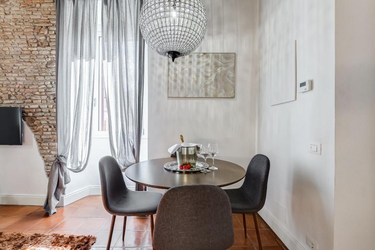 Campo Dei Fiori Royal Orchid Apartment Řím Exteriér fotografie