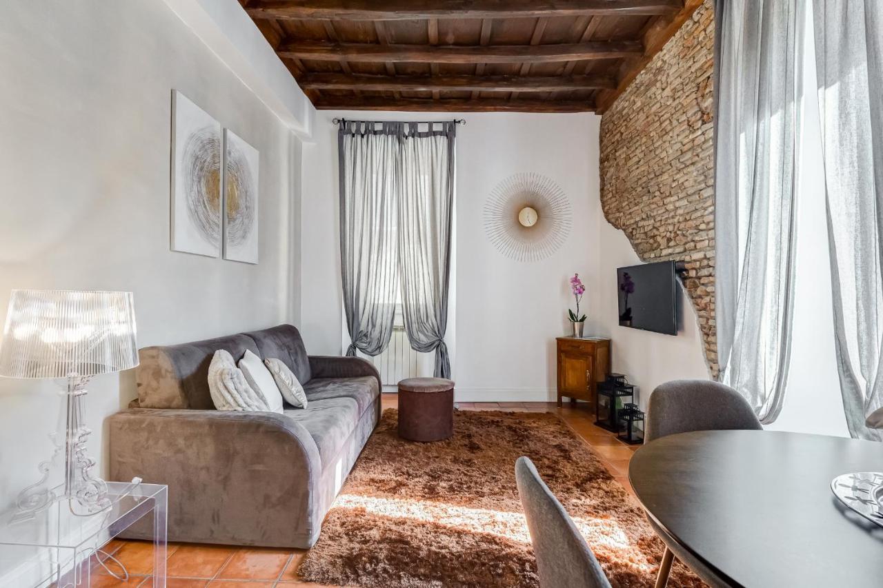 Campo Dei Fiori Royal Orchid Apartment Řím Exteriér fotografie